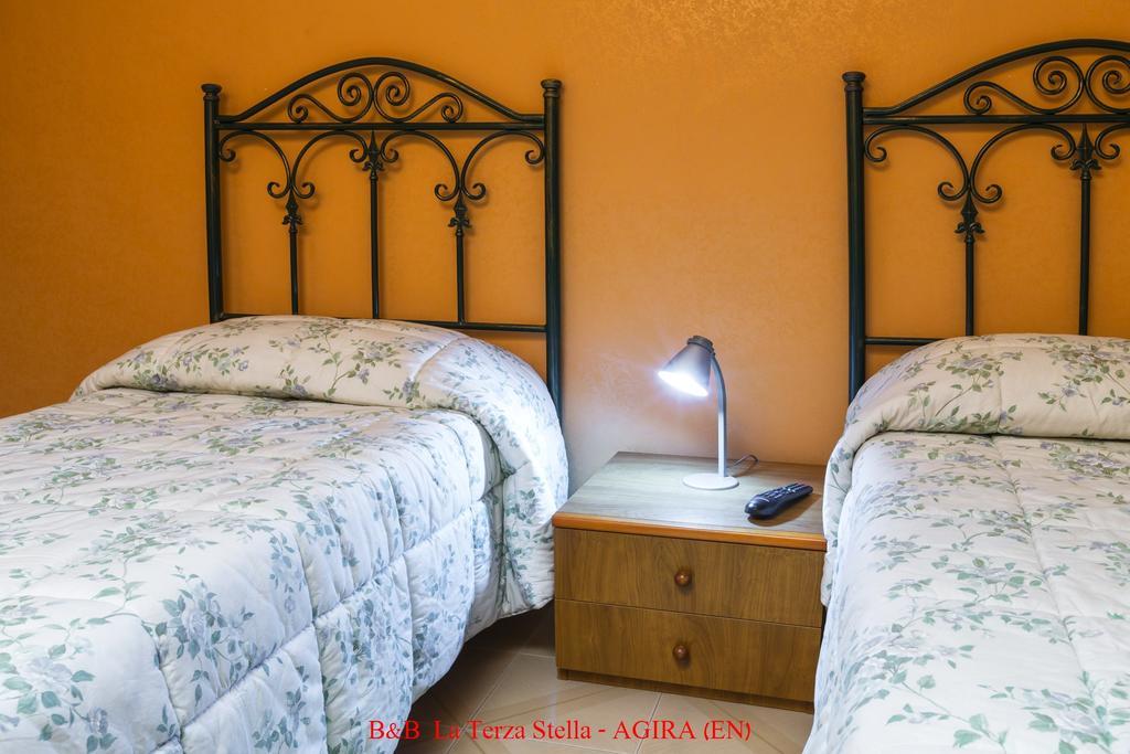 Casa Albergo La Terza Stella Agira Экстерьер фото