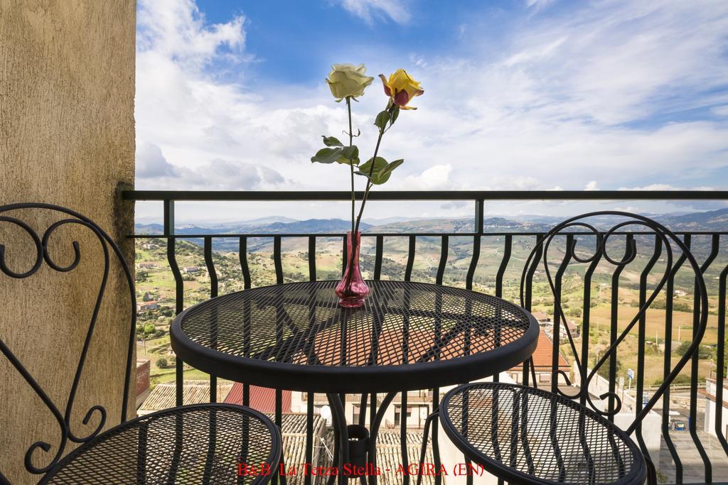 Casa Albergo La Terza Stella Agira Экстерьер фото